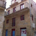 Rehabilitación de 3 edificios para viviendas y locales comerciales