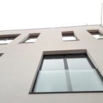 Edificio de 12 viviendas con piscina